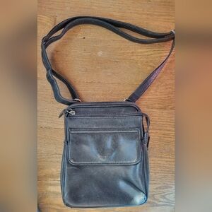 Fossil Vintage Black Genuine Leather Crossbody Bag